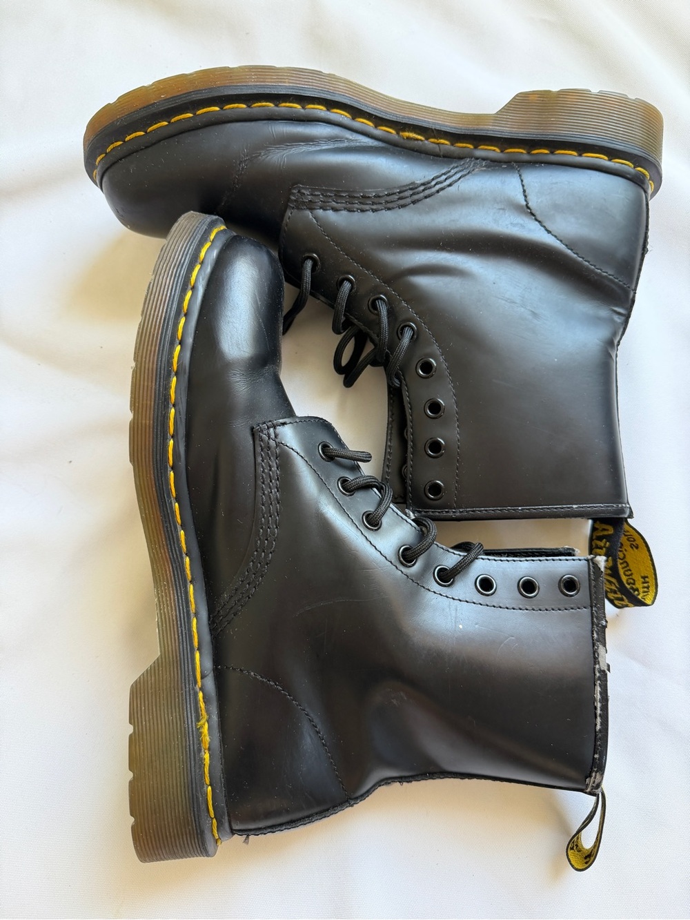Dr. Martens 1460 Black Leather 8-Eyed Combat Boots- Gently Used Sized 10